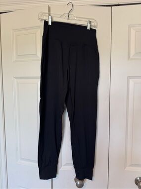 Gradual Black Women's High-Waist Jogger Pants Size S